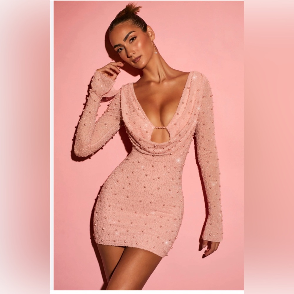 NICE
Long Sleeve Deep Plunge Mini Dress in Rose